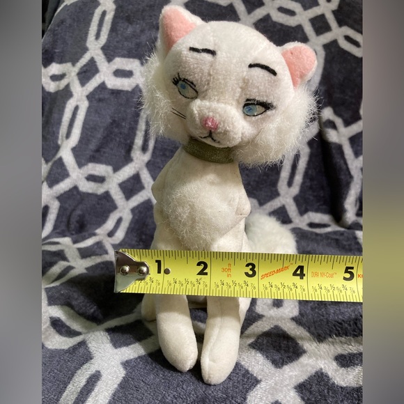Duchess Cat Disney The Aristocats Plush Sitting Cat - Picture 16 of 16